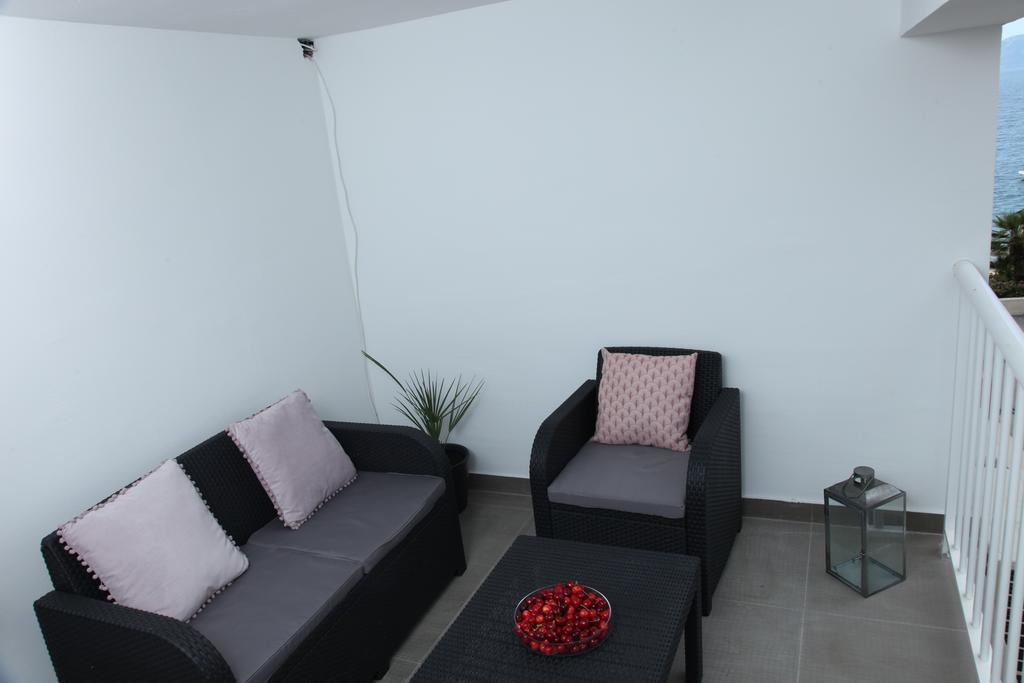 Apartments Mare Gradac  Exterior foto