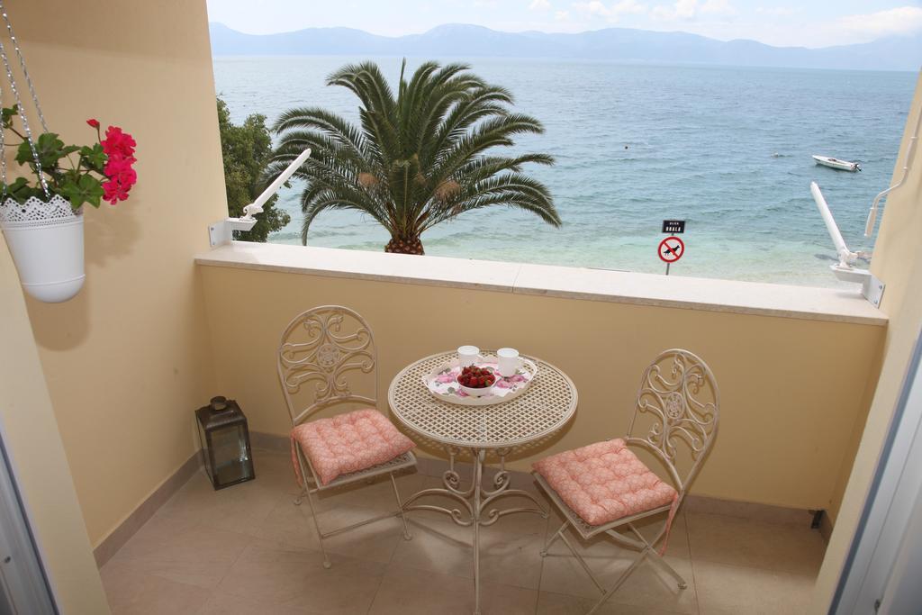Apartments Mare Gradac  Exterior foto