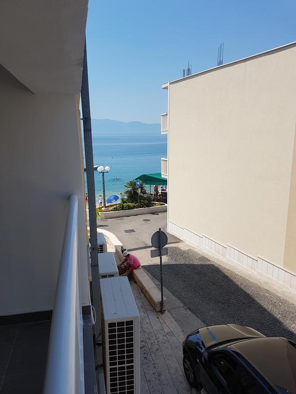 Apartments Mare Gradac  Exterior foto